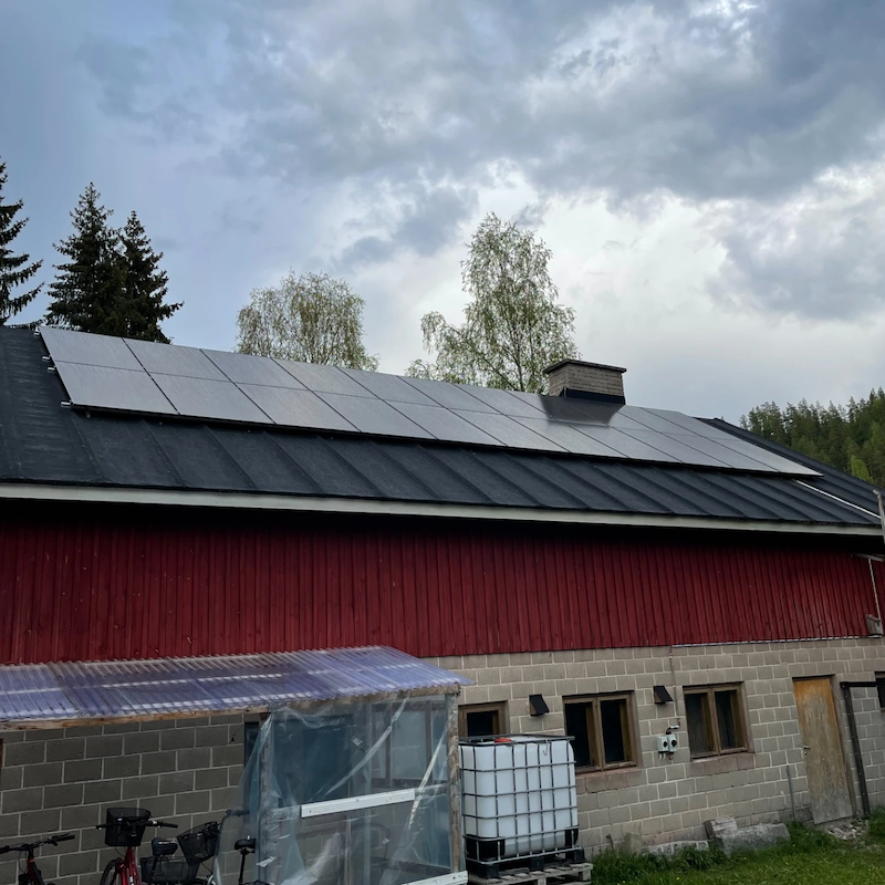 9,5 kW aurinkovoimala Hyndai 430w Perc -paneelilla
